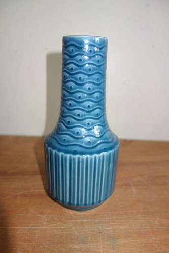 SADLER POTTERY MID CENTURY VINTAGE TURQUOISE BLUE VASE NO. 160 AZTEC HAS CHIP - Picture 16 of 18