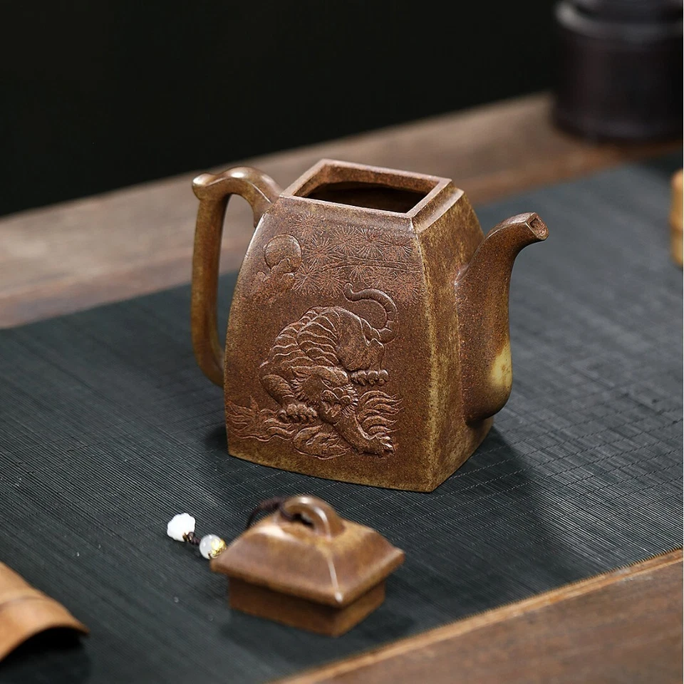 Yixing Purple Clay Pot Handmade 440cc High-end Teapot - Image 4 of 4