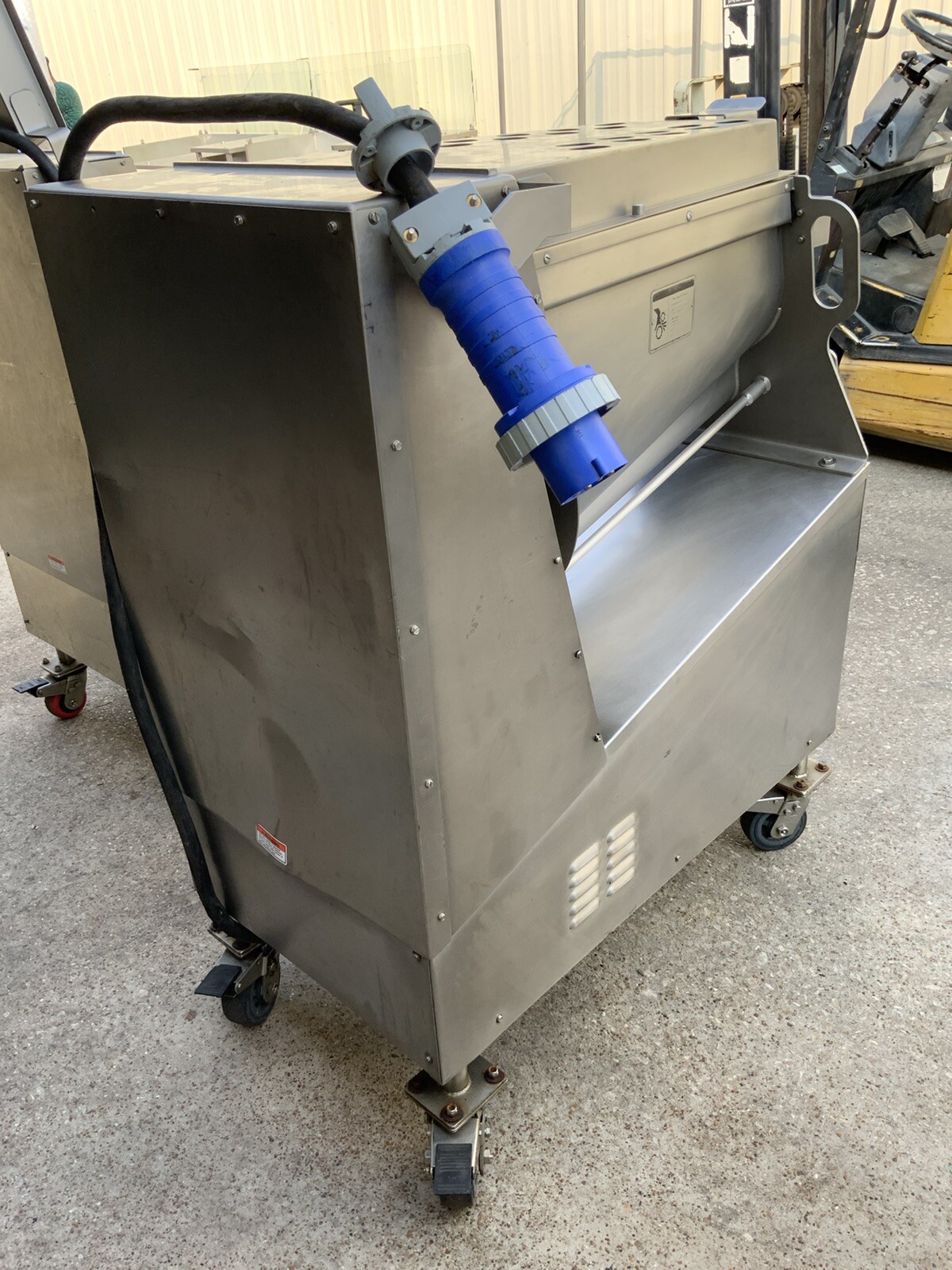 Hobart MG1532 commercial meat grinder mixer 32 Hub 150 capacity