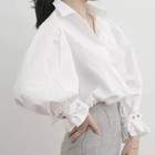 Foto 1 di 12