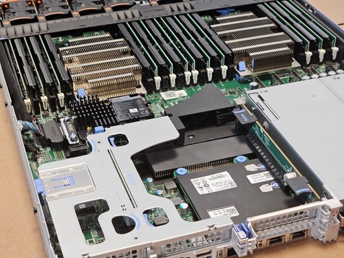 Dell PowerEdge R640 2x Xeon Gold 6262 24Core 1.9GHz 256GB DDR4 RAM 8SFF H740P - Bild 5 von 9