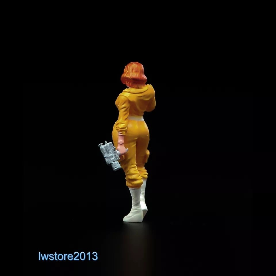 Figurine Fantasy In Miniatura Scala 1/87 – Ragazza Per Scene E Diorami Con Auto E Veicoli