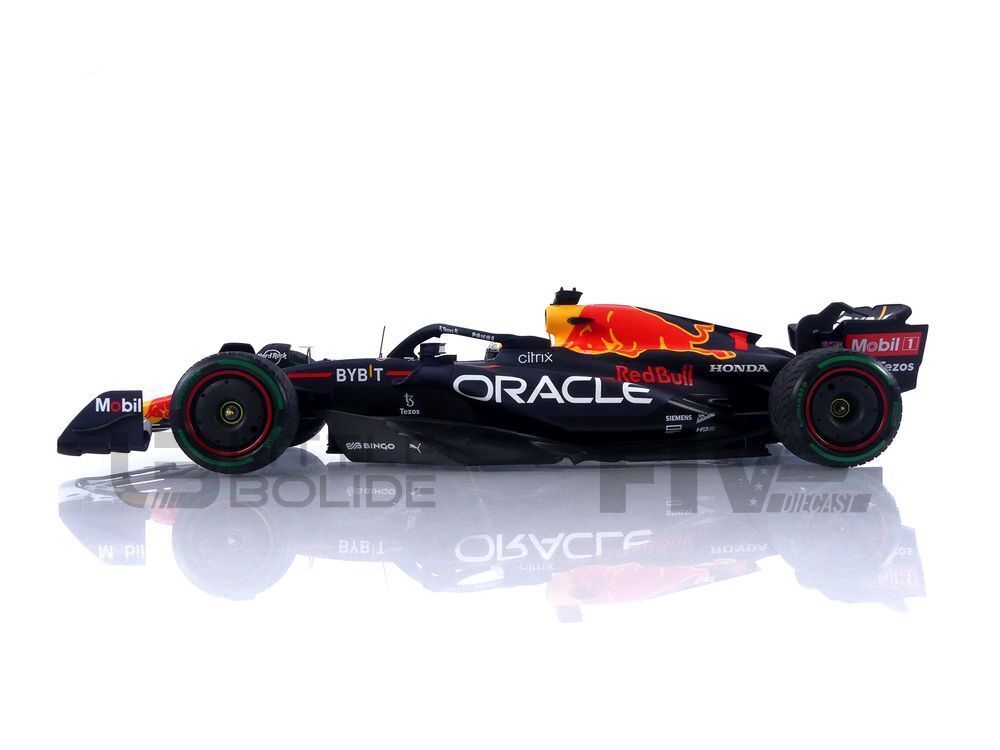 Red Bull Honda F1 RB18 1 18 Max Verstappen Japan GP 2022 Red Bull Honda F1 RB18 1 18 Max Verstappen Japan GP 2022