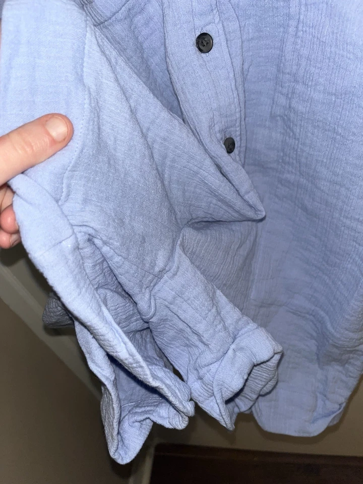 Romper Ann Taylor Loft azul bebê claro gaze manga curta tamanho grande - Imagem 3 de 4