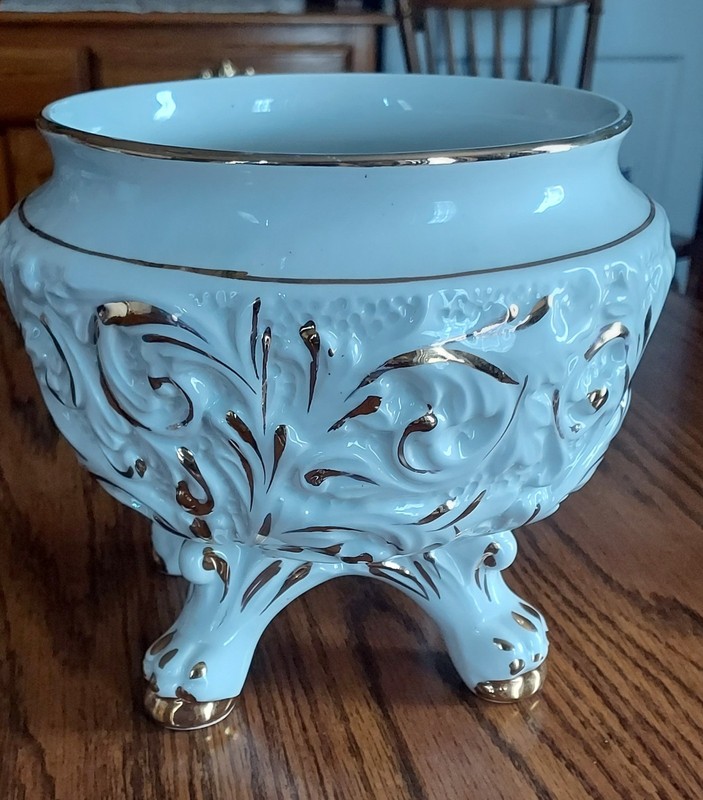 Vintage ITALY Capodimonte Footed Porcelain Centerpiece Bowl - BEAUTIFUL