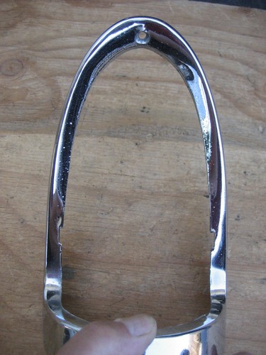 1955 CHEVY TAILLIGHT BEZELS-PAIR 5945612 - Foto 18 di 20
