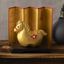 Cheval de fortune à décor doré Bonne chance