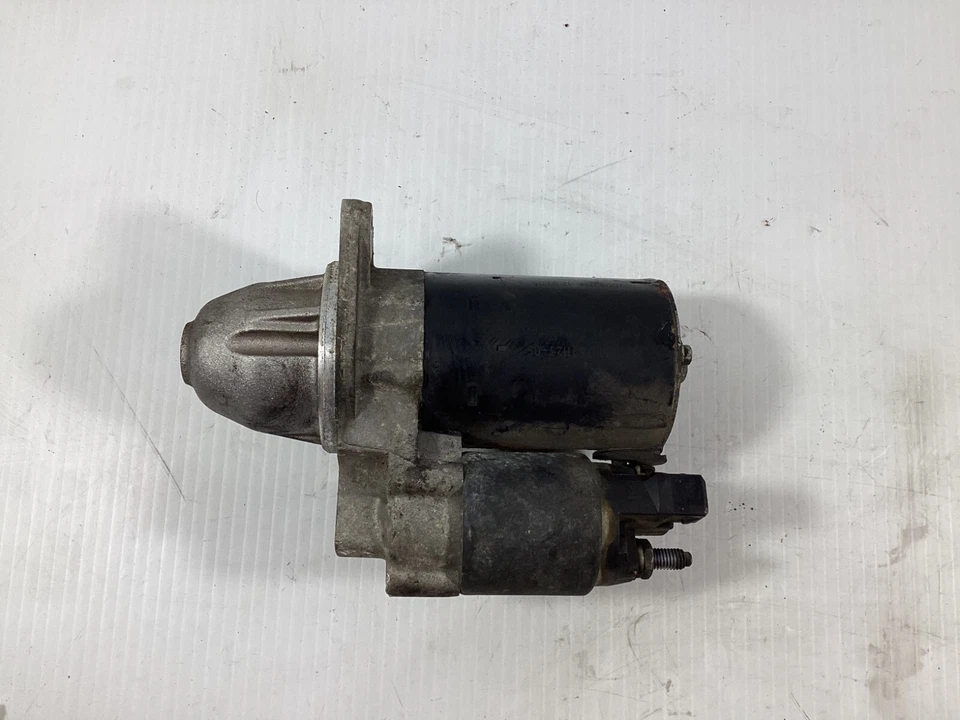 Motor de arranque BMW 328i 2007-2011 Bosch 12v 7521123 OEM. Foto 3 de 4