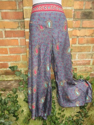 Seidenhose Sari Hose Haremshose Hosenrock Rock Seide Yogahose bunt lila 24