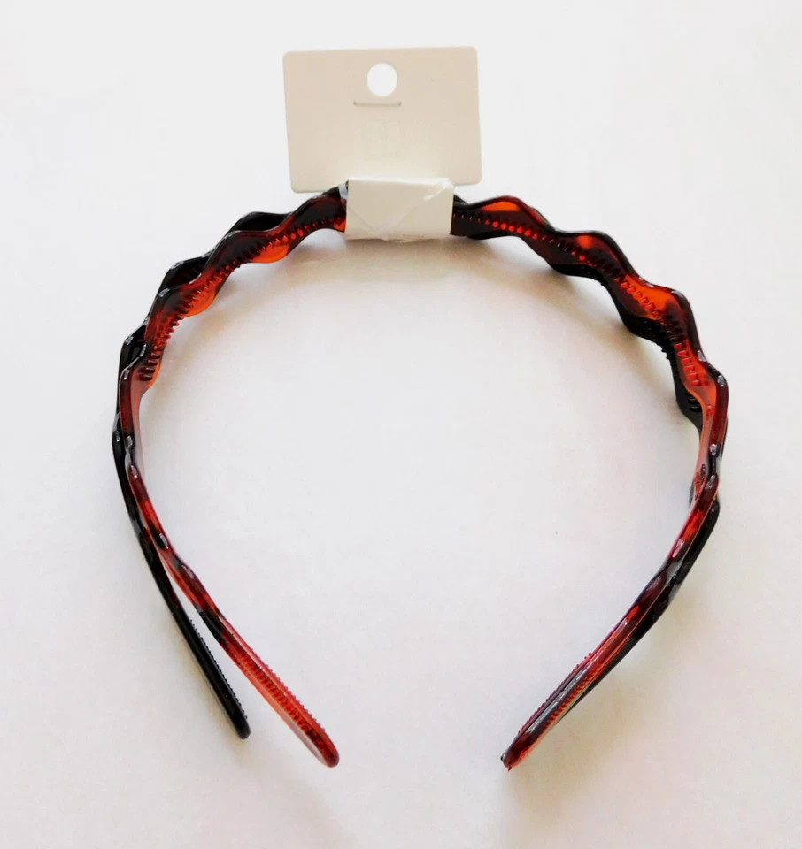 Juego de dos diademas onduladas de plástico sólido diseño negro y tortuga Foto 2 de 4