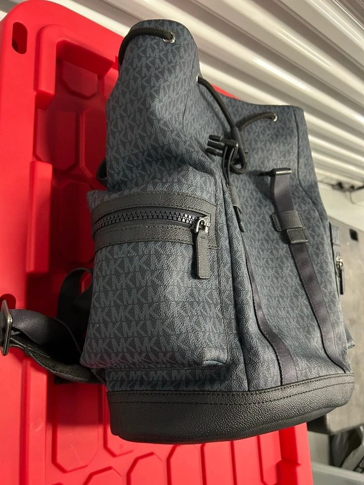 Michael Kors男式旅行包 — 第 4/4 张图片