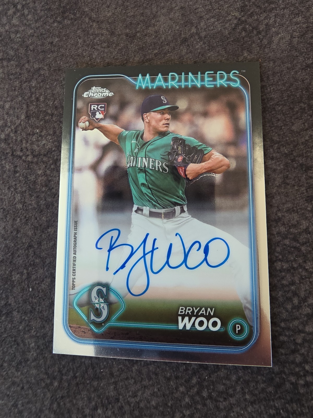 2024 Topps Chrome - Rookie Autographs Bryan Woo #RA-BWO (AU, RC, On Card Auto)