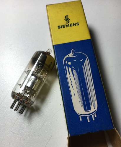 Radio TSF tube batteries min