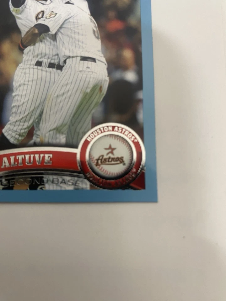 2011 Topps Update Series - Jose Altuve #US132 Blue (RC) Houston Astros Rookie - Image 3 of 4