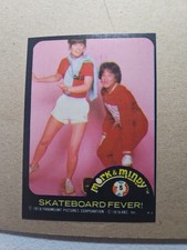 1978 TOPPS MORK & MINDY STICKER  #5  SKATEBOARD FEVER