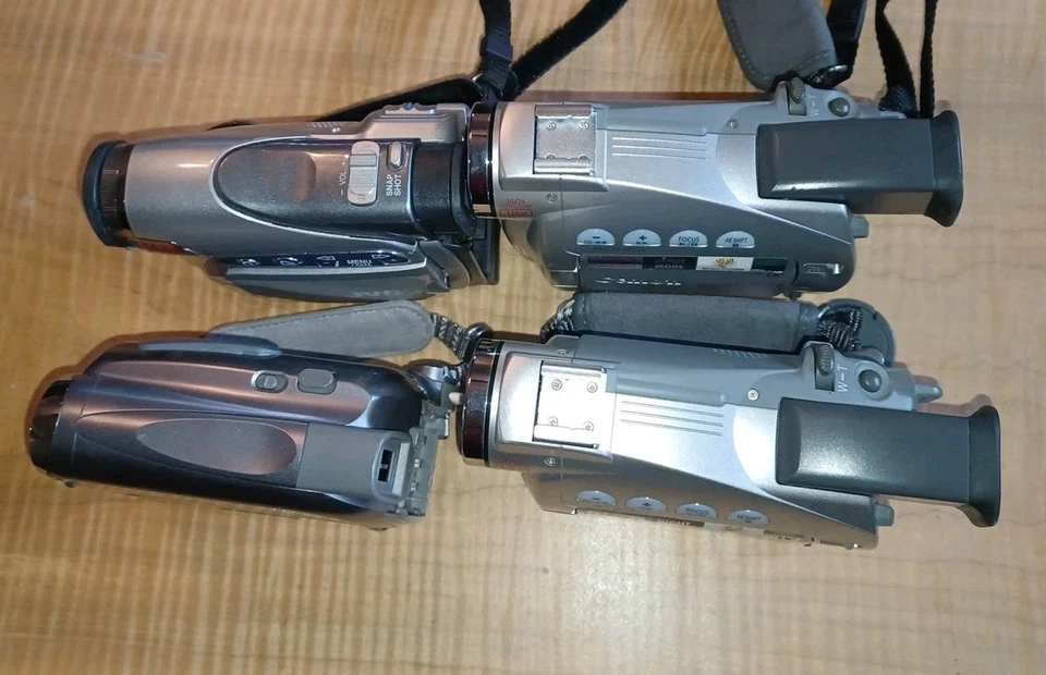 4 - Mini DV Camcorders - Image 2 of 4