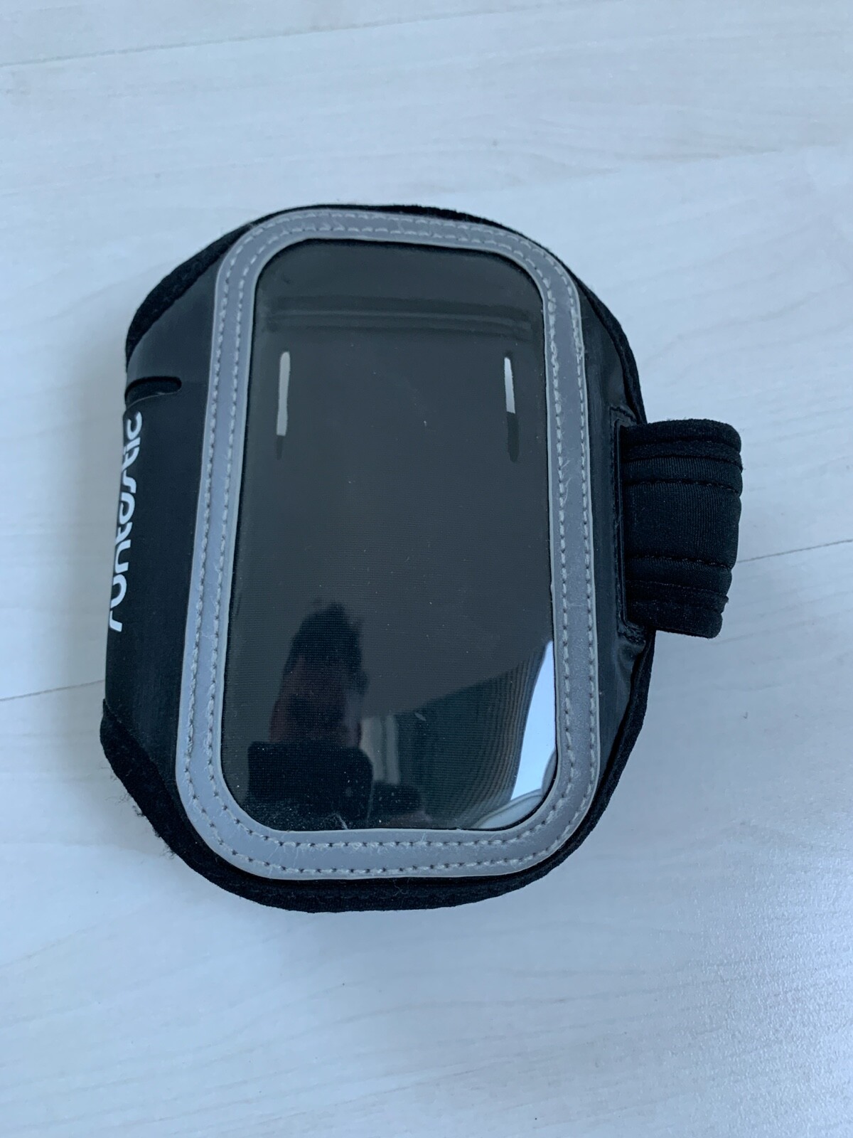 Runtastic Sports Armband Armband für diverse Mobilfunkgeräte eBay