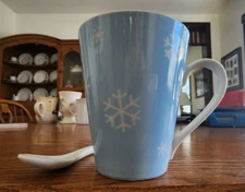 Snowflake Mug (s) 10 oz. (with spoon) livingquarters Stoneware Blue White !