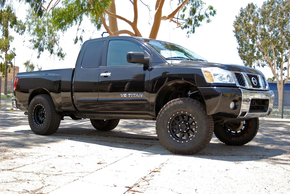 Rancho Quicklift Leveling Strut Front Pair fits 2004-2015 Nissan Titan 2.5" Lift - Imagem 2 de 4