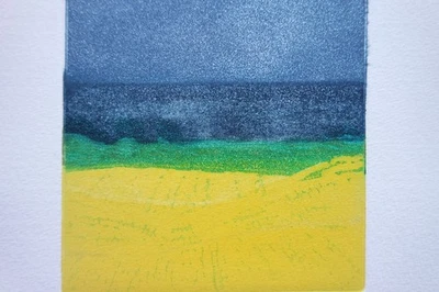 Aquatinta-Radierung „Rapsfeld am Meer“, Originaldruck, signiert T. Ehmke, 2025 - Bild 1 von 4