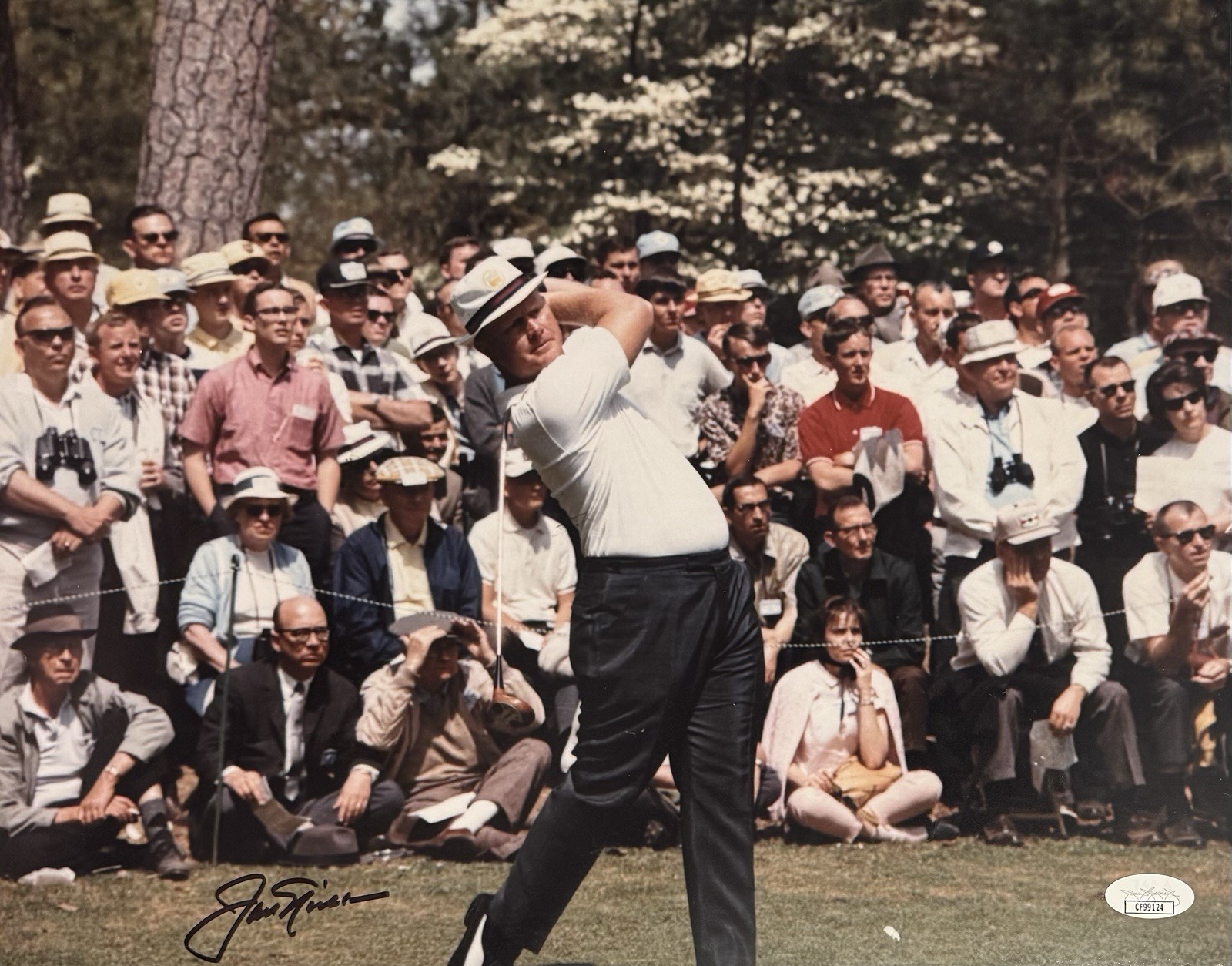 Jack Nicklaus Autographed Signed 11x14 Photo Masters Champ JSA COA 