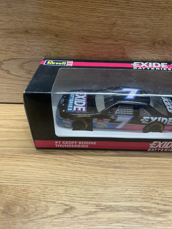 1994 REVELL 1:24 SCALE #7 GEOFF BODINE EXIDE BATTERY  THUNDERBIRD DIE CAST CAR. - Image 4 of 4
