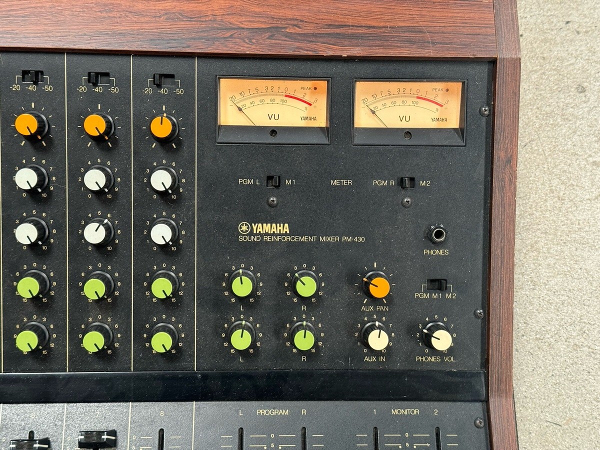 Vintage Yamaha PM-430 Sound Reinforcement Mixer in Case Vintage Yamaha PM-430 Sound Reinforcement Mixer in Case