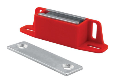 Master Magnetics 4.25 in.   Ceramic Latch Magnet 50 lb. pull 3.4 MGOe Red 1 pc