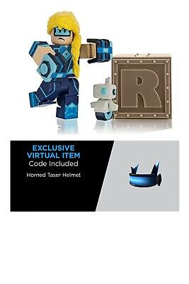  Roblox Action Collection - Heroes of Robloxia: Taser Tessla  Deluxe Mystery Figure Pack + Mystery Figure Bundle [Includes 2 Exclusive  Virtual Items] : Toys & Games