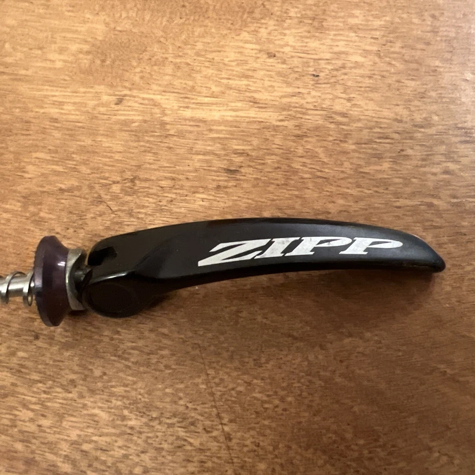 Bicicleta de carretera Zipp QR pincho delantero liberación rápida negro Foto 2 de 4