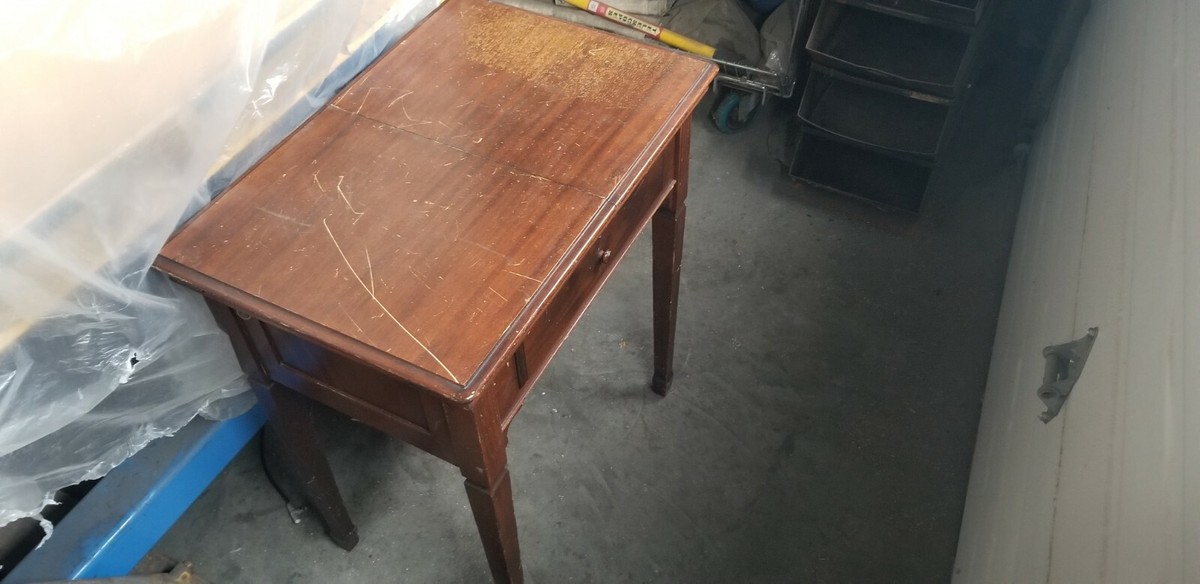 Antique 1929 Singer No. 66 Sewing Machine w/ knee Pedal & Library