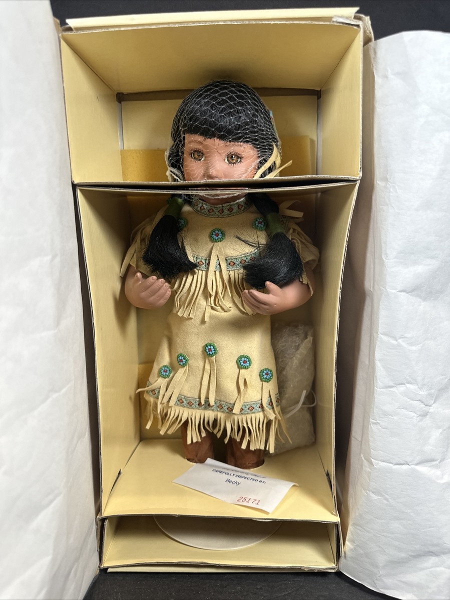 Danbury Mint - Native American Doll - Arteffects - Gentle Shepard
