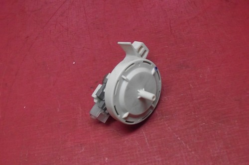 Waschmaschine BEKO WM74145W Druckschalter