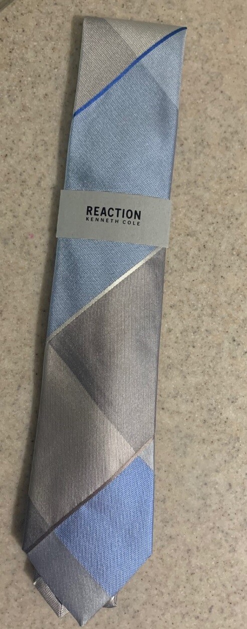 Kenneth Cole Reaction Mens Tom Plaid Silk Tie 3090₽