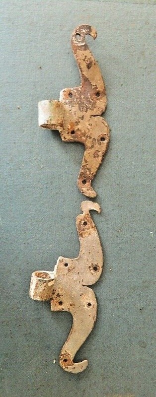 1700s SMALL SALVAGED ANTIQUE MOUSTACHE HINGES WROUGHT IRON SHABBY CHIC SHUTTER -