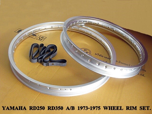 【中古品】Road Ready RR2UADS 2U Road Runner 2URRED 2U Deluxe Effects Rack | Pro Audio Cases