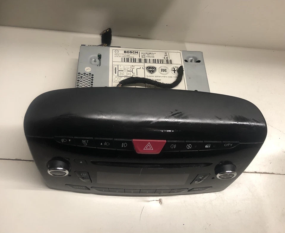 Autoradio/stereo/display/CD/DVD Lancia Ypsilon  Anno 2011-2025 Senza Codice - Immagine 3 di 4