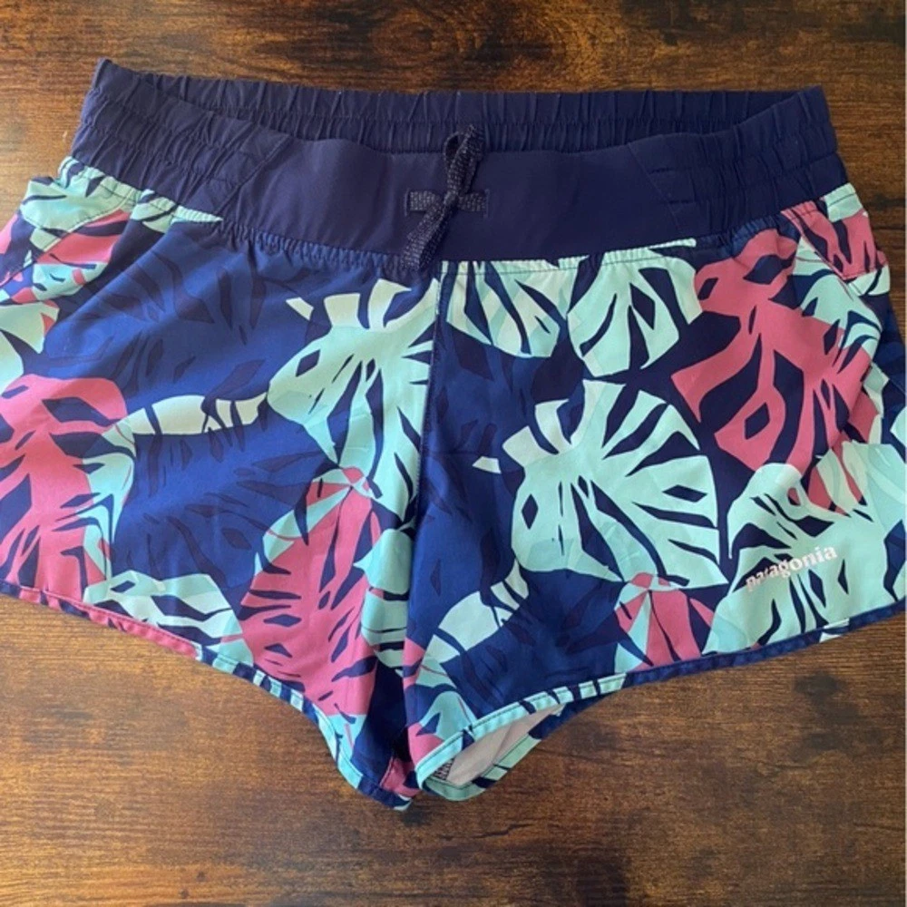 Patagonia Women's Nine Trails Running Shorts Size Small Lined Blue 4" Inseam