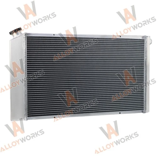 Radiador de 4 núcleos apto para Pontiac Firebird Trans Am Esprit/Fórmula V8 3,8 L 5,7 L 70-81 - Imagen 3 de 8