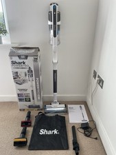 Shark Cordless Stick Vacuum Cleaner IZ380UKT - Floor Detect **£129** RRP £279