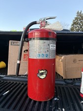 10 LB. ABC MULTIPURPOSE STORED PRESSURE FIRE EXTINGUISHER  Dry Chemical 