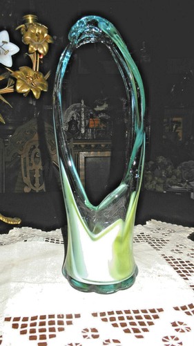 12" Unusual Art Glass Basket - Picture 2 of 7