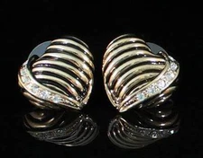 HEART LOVE CLEAR AUSTRIAN RHINESTONE CRYSTAL STUD EARRINGS GOLD PLATED E1251