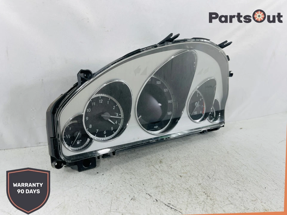 Cuadro de instrumentos velocímetro Mercedes Benz E550 2010-2013 OEM Foto 2 de 4