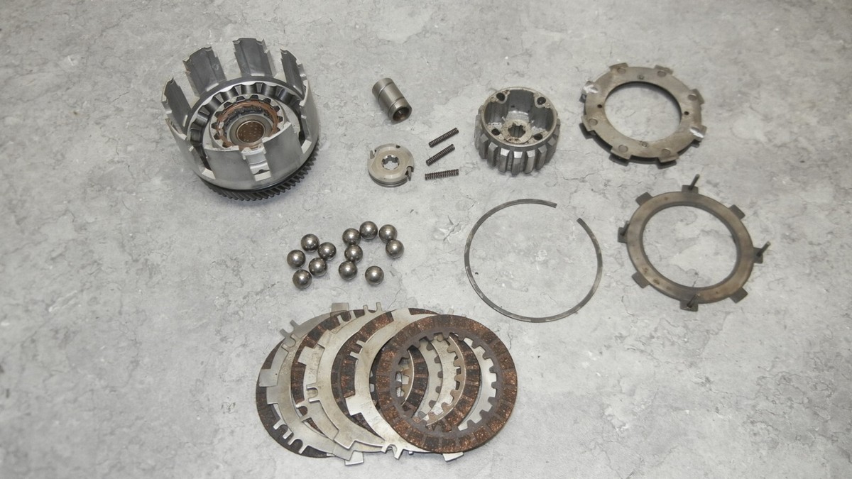 1983 YAMAHA PW80K PW 80 K CLUTCH BASKET ASSEMBLY WITH PLATES | eBay