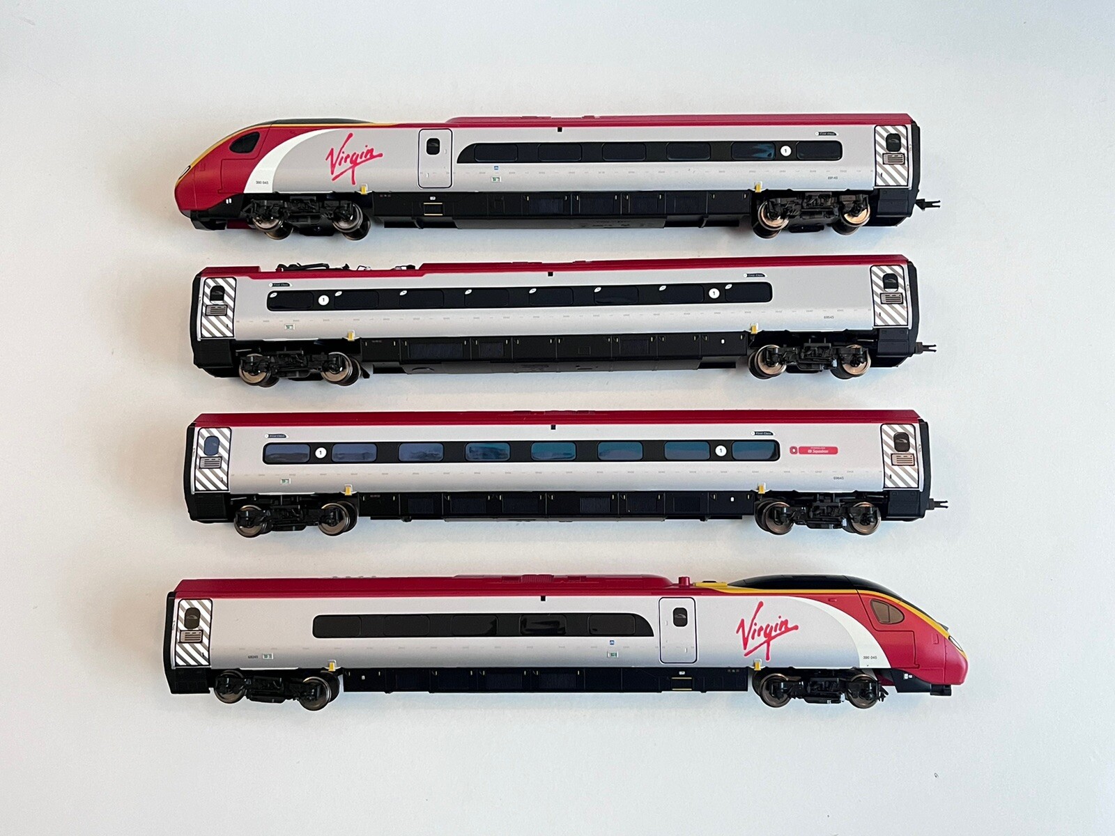 Hornby R1134 Virgin Trains Pendolino Train Set Complete. DCC Ready. eBay