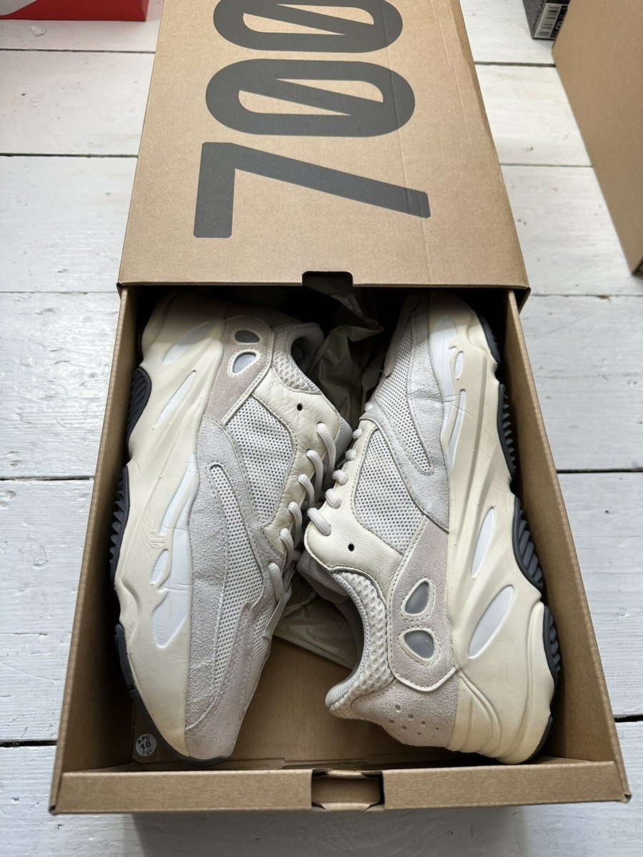 yeezy 700 vx release date