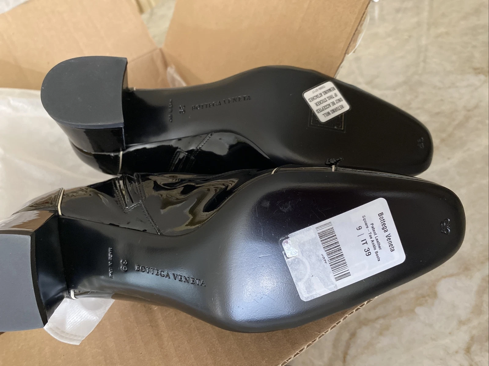 Stivali Bottega Veneta 39 stivaletti neri in vernice White Piping NUOVI