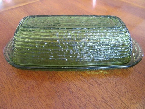 Vtg Anchor Hocking Soreno avocado green covered butter dish