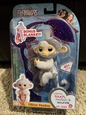 Fingerlings SUGAR Baby Monkey  BLANKET Interactive Toy White /Glitter WowWee